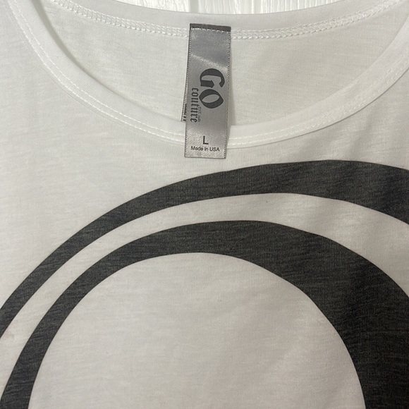 Go Couture White Tee (NWOT) - Picture 3 of 5